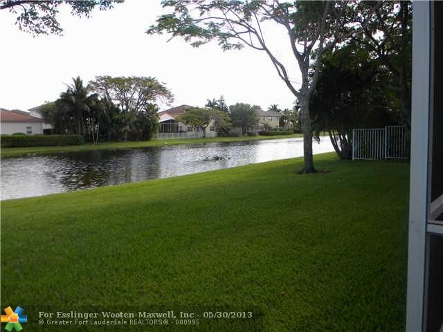 16717 AMBER LK, Fort Lauderdale, FL 33331