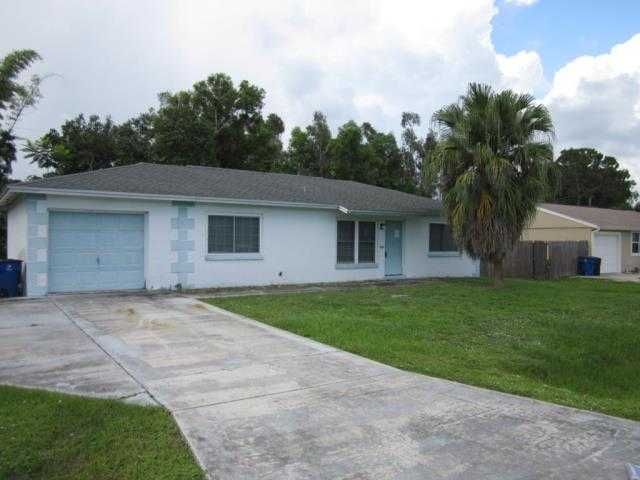 18573 Sebring Rd, Fort Myers, FL 33967