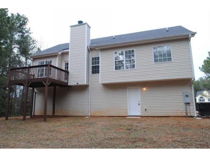 402 Parlor Circle, Locust Grove, GA 30248