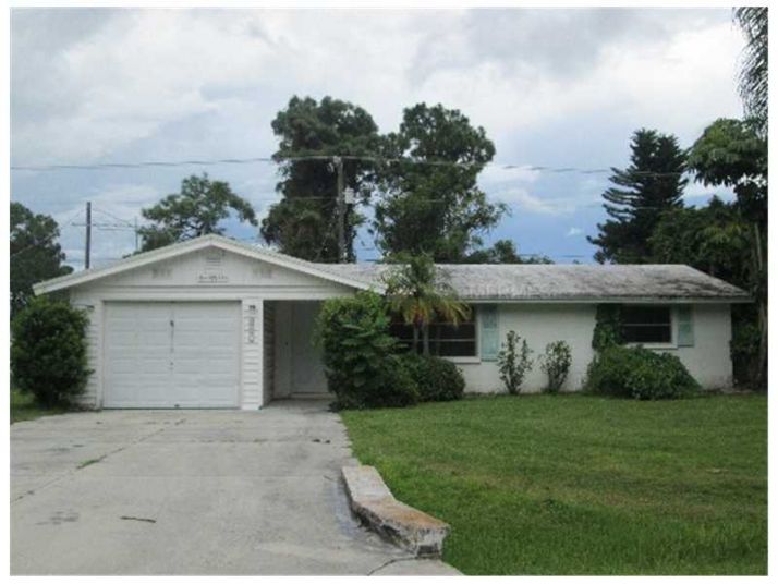 551 Crocus Rd, Venice, FL 34293