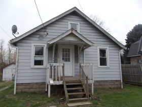 140 Sterling Ave, Rittman, OH 44270