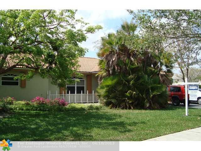 4921 HAWKES BLUFF AVE, Fort Lauderdale, FL 33331