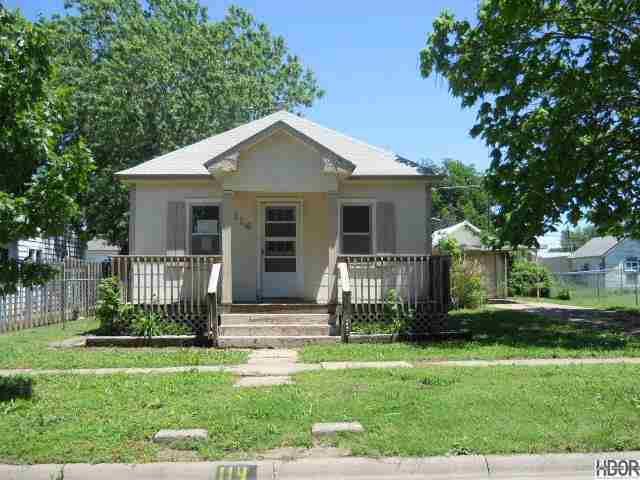 114 N Reno St, Haven, KS 67543