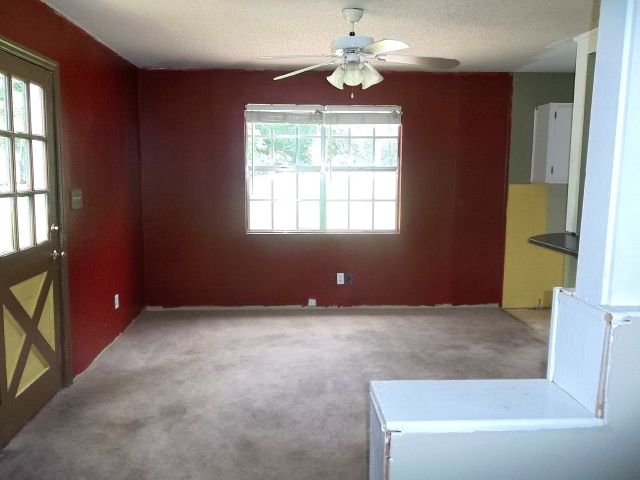 805 Bradbury Rd, Grantville, GA 30220