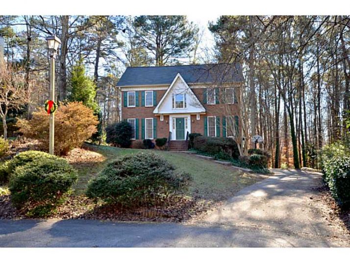 2564 Kenwood Drive, Duluth, GA 30096