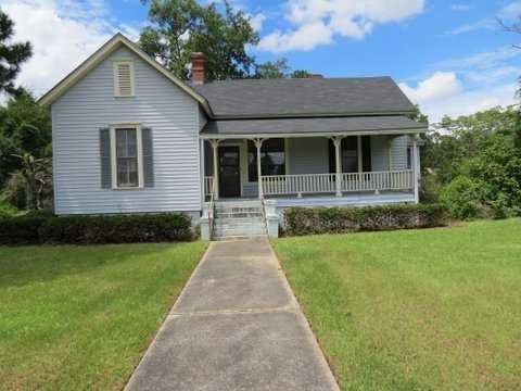 307 E Pinson St, Sylvester, GA 31791