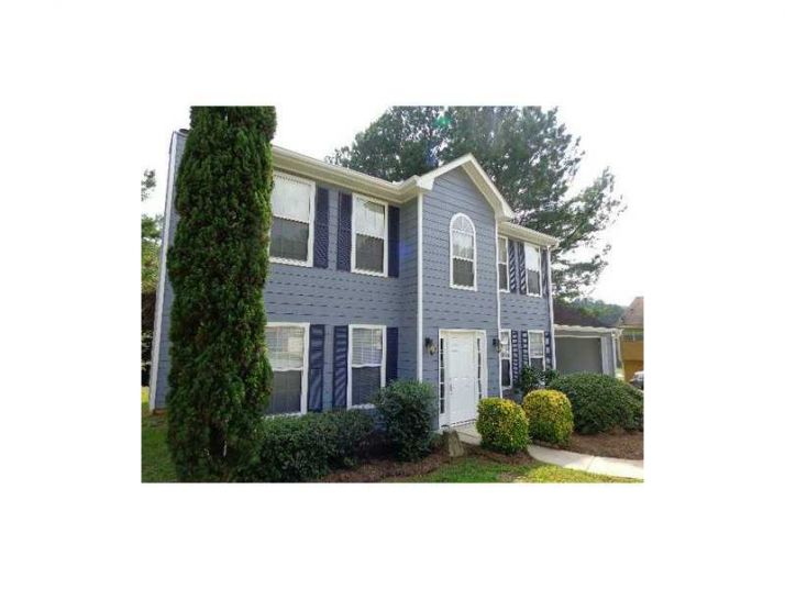 5635 Hunters Crossing Court, Lithonia, GA 30038