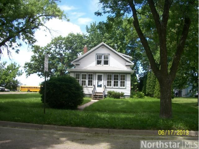 350 3rd St, Hector, MN 55342