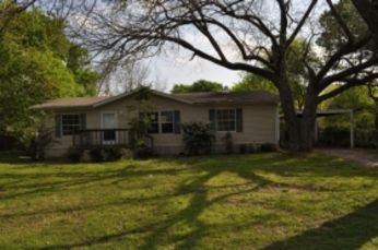 512 N Fordyce St, Blooming Grove, TX 76626