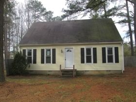 20106 Glenlivet Ct, Petersburg, VA 23803