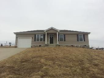 173 Thoroughbred Wa, Richmond, KY 40475