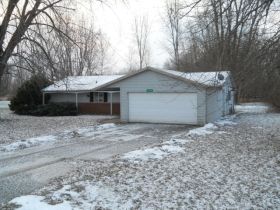 13120 County Rd 10, Middlebury, IN 46540