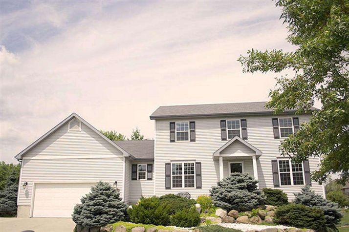 Edward St, Verona, WI 53593