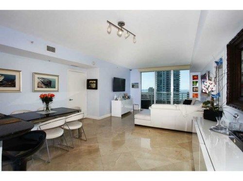 325 S BISCAYNE BL # 3121, Miami, FL 33131