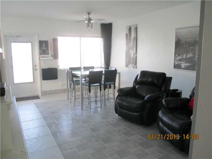 800 SW 11TH AV # 10A, Hallandale, FL 33009