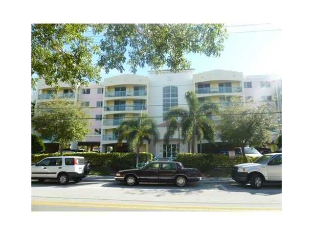 201 GOLDEN ISLES DR # 401, Hallandale, FL 33009