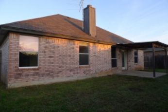 109 St James Ct, Rhome, TX 76078