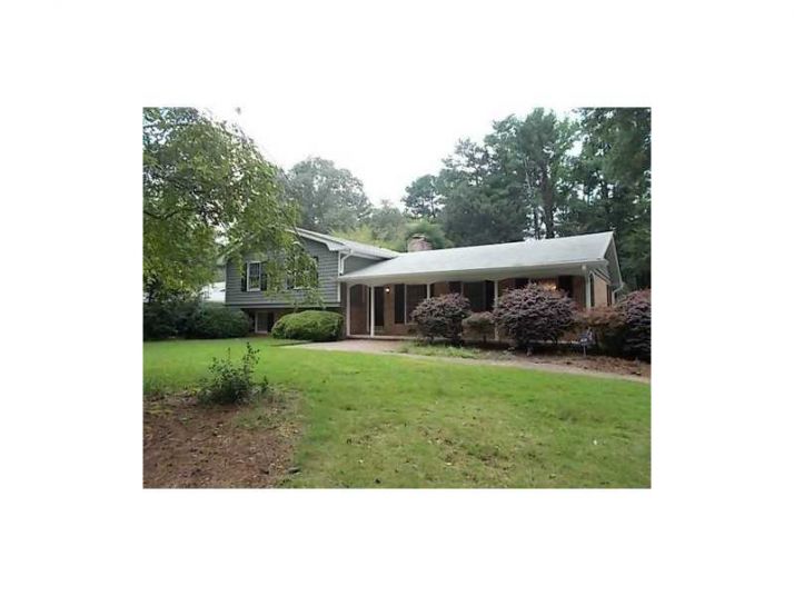 4218 Durham Circle, Stone Mountain, GA 30083