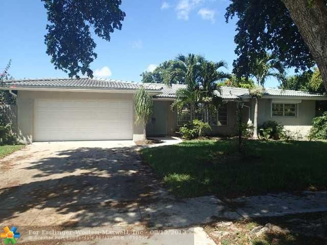 4609 W HAWTHORNE CIR, Hollywood, FL 33021