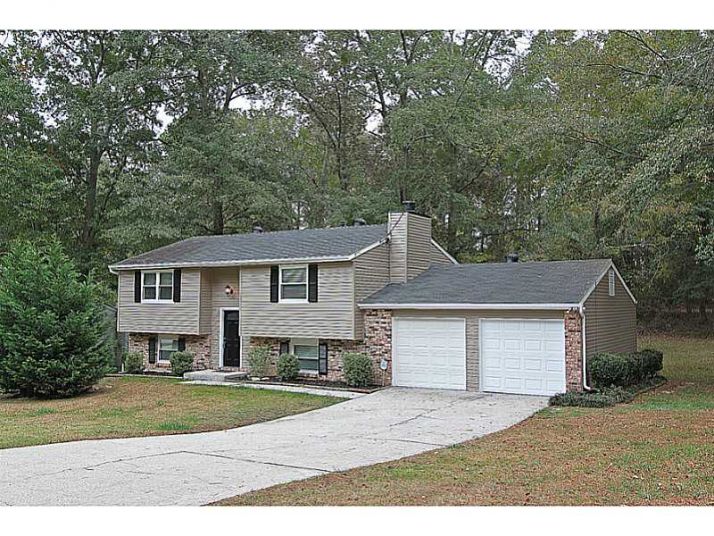 5751 Deer Creek Court, Lithonia, GA 30038