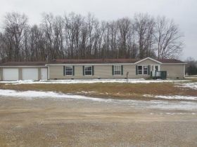 9955 Clyde Rd, Elizabethtown, IN 47232