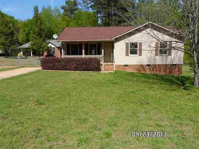 1000 Hopkins Ave, Pendleton, SC 29670