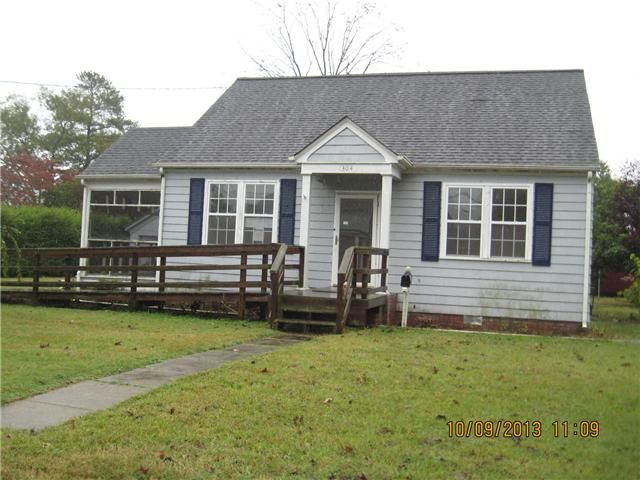 1304 Freeman Ave, Chesapeake, VA 23324