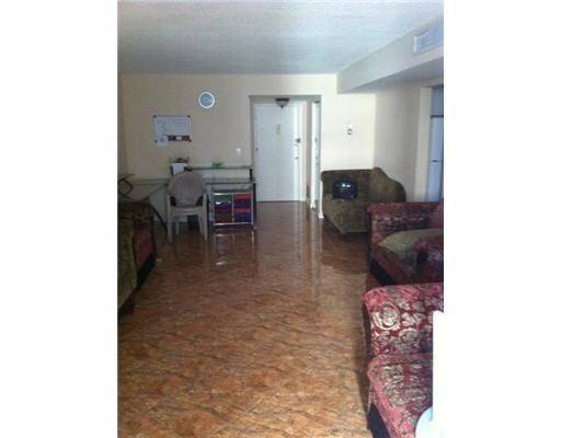 1833 S OCEAN DR # 305, Hallandale, FL 33009