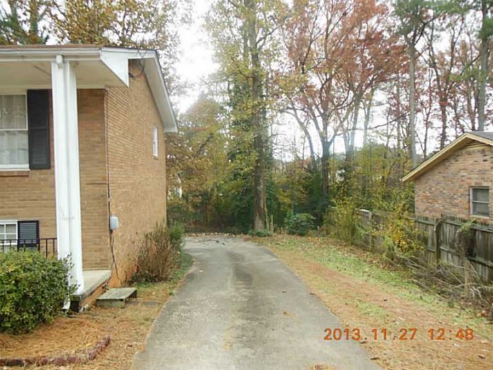 4021 Elmscourt Drive, Stone Mountain, GA 30083