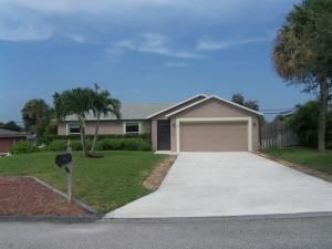 3404 Ne Sandra Dr, Jensen Beach, FL 34957
