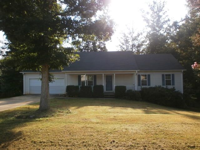 330 Wild Turkey Ln, Locust Grove, GA 30248