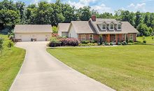 1069 Lola Lane Walland, TN 37886