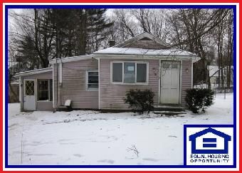 10 Oak Road, Charlton, MA 01507