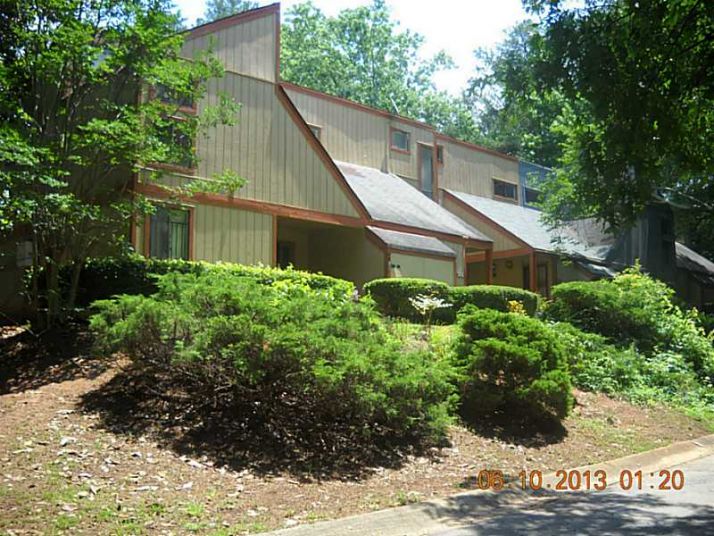 3489 Cobbs Ferry Dr, Decatur, GA 30032