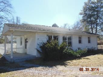 113 S Purdue Avenue, Oak Ridge, TN 37830