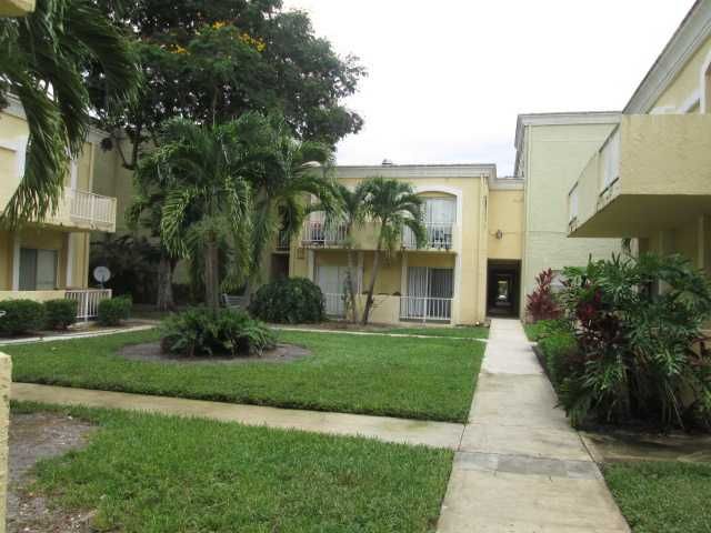 17901 Nw 68th Ave Apt S205, Hialeah, FL 33015