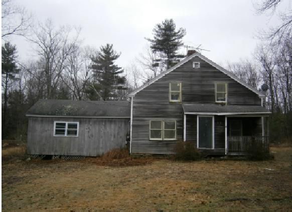 12 Shutesbury Rd, Amherst, MA 01002