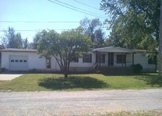 220 Harryman St, Wheatland, MO 65779