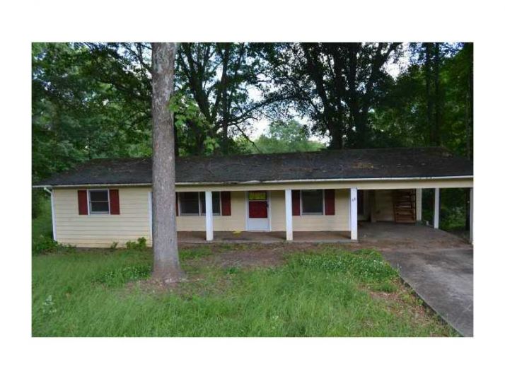 68 Thompson Morris Rd, Newnan, GA 30263