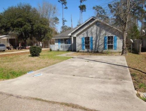 61482 Nellie Dr, Lacombe, LA 70445