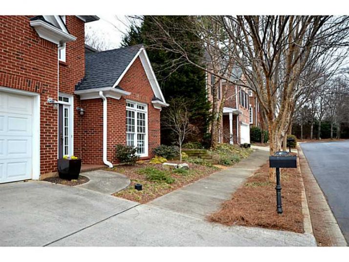 14 Village Walk Drive, Decatur, GA 30030