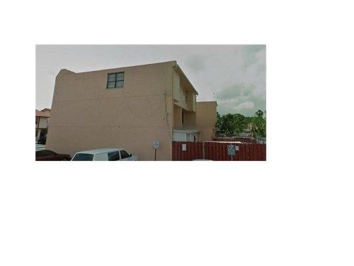 1056 W 44 TE # 49, Hialeah, FL 33012