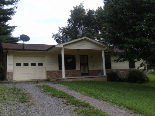 6609 Booher Rd, Corryton, TN 37721