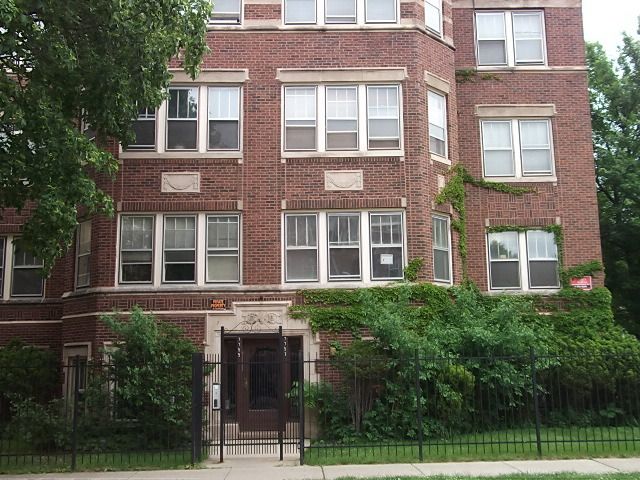 7759 S Kingston Ave Apt 1s, Chicago, IL 60649