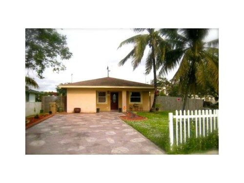 7605 NW 32 PL, Hollywood, FL 33024