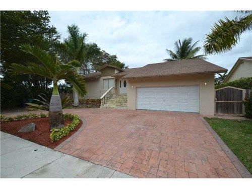 13767 SW 109 LN, Miami, FL 33186