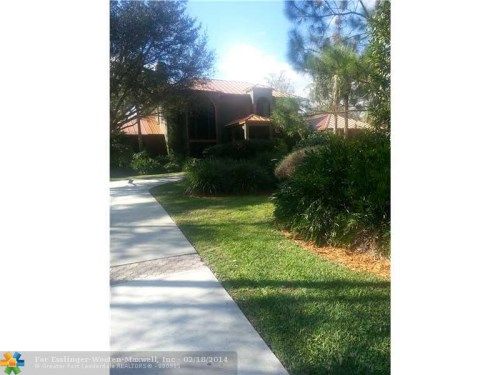 5893 NW 81ST TER, Pompano Beach, FL 33067