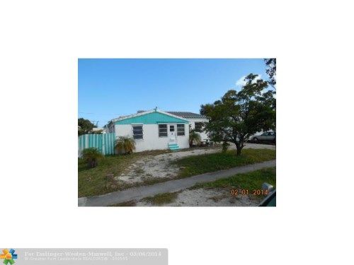 311 SW 2ND AVE, Dania, FL 33004