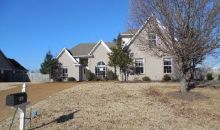 165 Oaks Edge Oakland, TN 38060