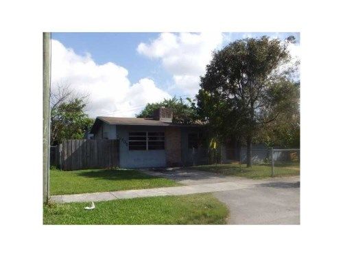 12735 SW 85 AV, Miami, FL 33156